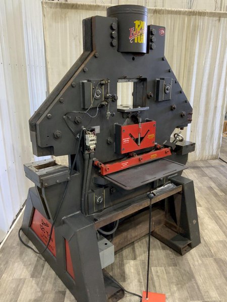 120 TON EDWARDS HYDRAULIC IRON WORKER: STOCK #81067