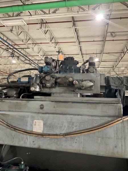 CINCINNATI 3D10 HYDRAULIC POWER SQUARING SHEAR USED