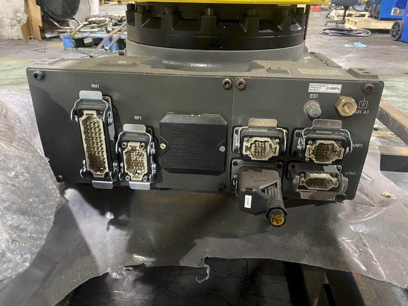 FANUC – R-2000iC/210F w/ R30iB PLUS Controls &amp; Leoni Dress Pack NEW