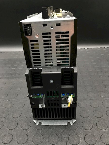 SEW EURODRIVE MDX61B0075-5A3-4-0T Movidrive B Frequency Inverter 15kW 400V USED