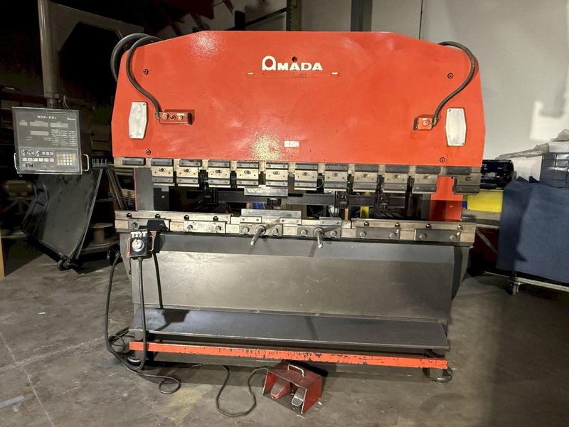 100 Ton x 10′ Amada RG 100S CNC Press Brake, 1991