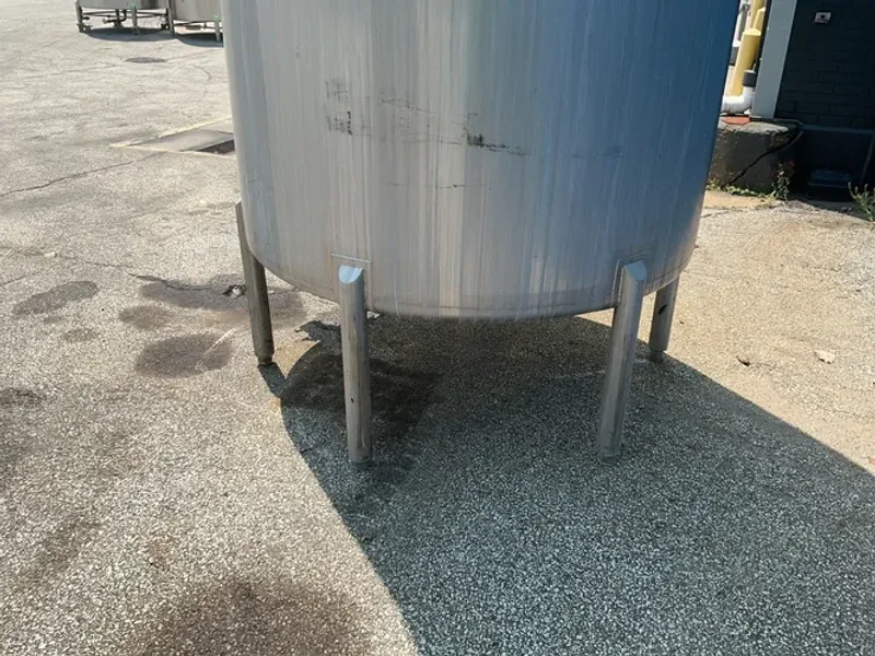 1487 GAL S/S MIXING TANK