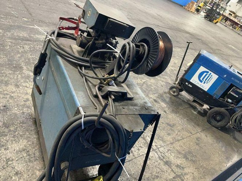 MILLER 450 A WELDER  -  DELTAWELD 450