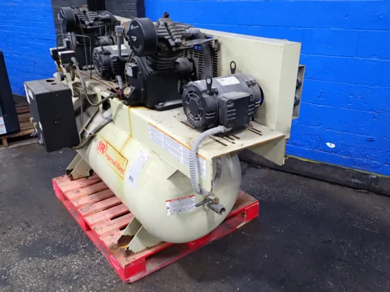 INGERSOLL RAND (2) 5.5//7.5 HP AIR COMPRESSOR  -  2475