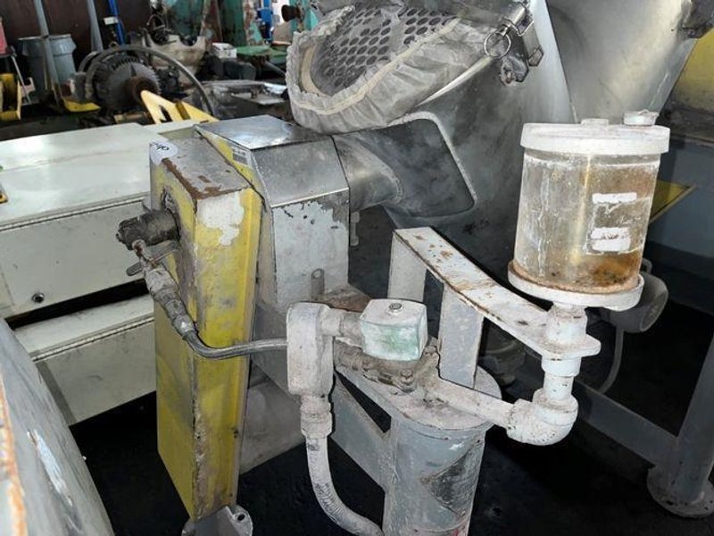 PATTERSON KELLEY 3 CU FT 3 CU FT TWIN SHELL BLENDER