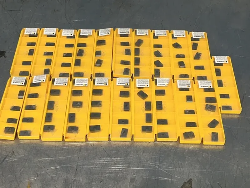 KENNAMETAL CARBIDE INSERTS  -  CI-LR-SD-EV0-CTS-11,00X19,05X6,35