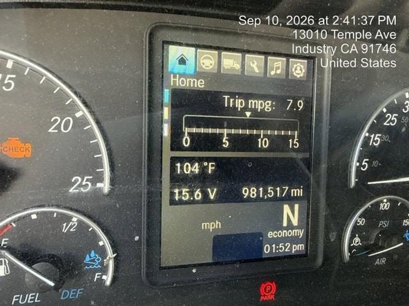 Freightliner Cascadia 126 Sleeper Truck, 2020 – DD15, Automatic