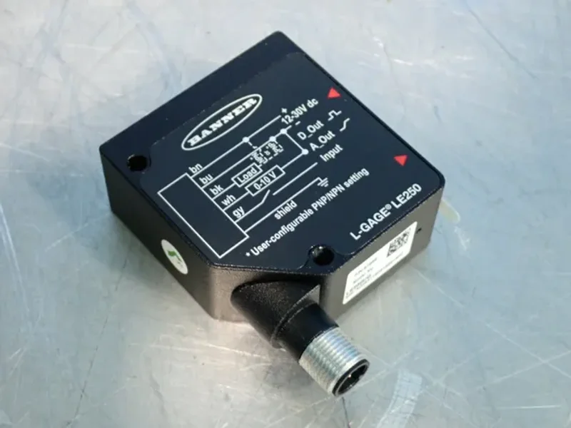 BANNER ELECTRIC L-GAGE LE250  -  LE250UQ