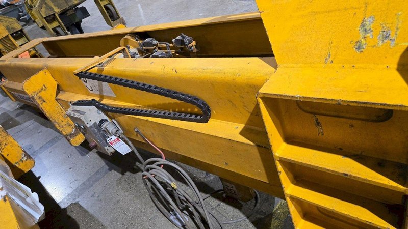 NEUERO 3275 15 TON VEHICLE LIFT USED