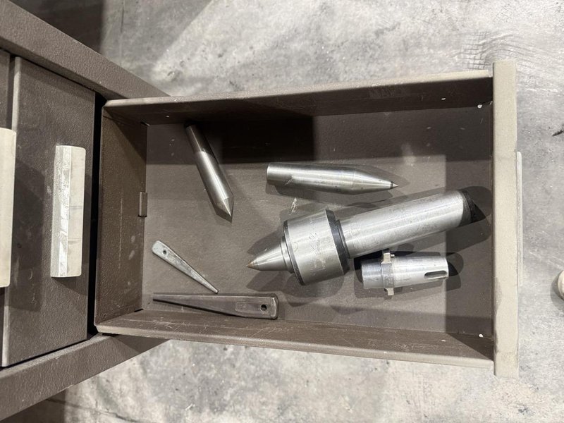 23″ x 118″ TUDA Tudormax Engine Lathe – with Tooling