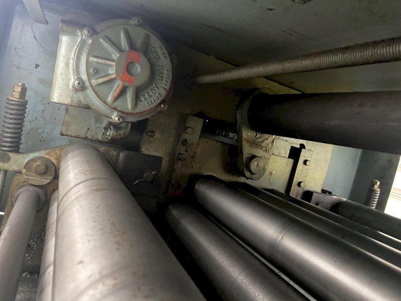24&quot; AMERICAN STEEL 7 ROLL CORRECTIVE LEVELER STRAIGHTENER: STOCK #3813