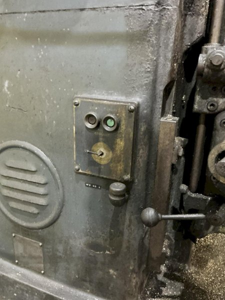 #2 CINCINNATI MODEL #2V VERTICAL MILL: YOBRO #25931