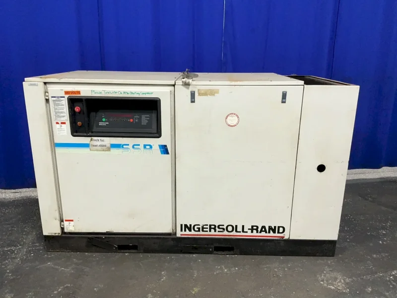 INGERSOLL-RAND 50 HP AIR COMPRESSOR  -  SSR-EP50