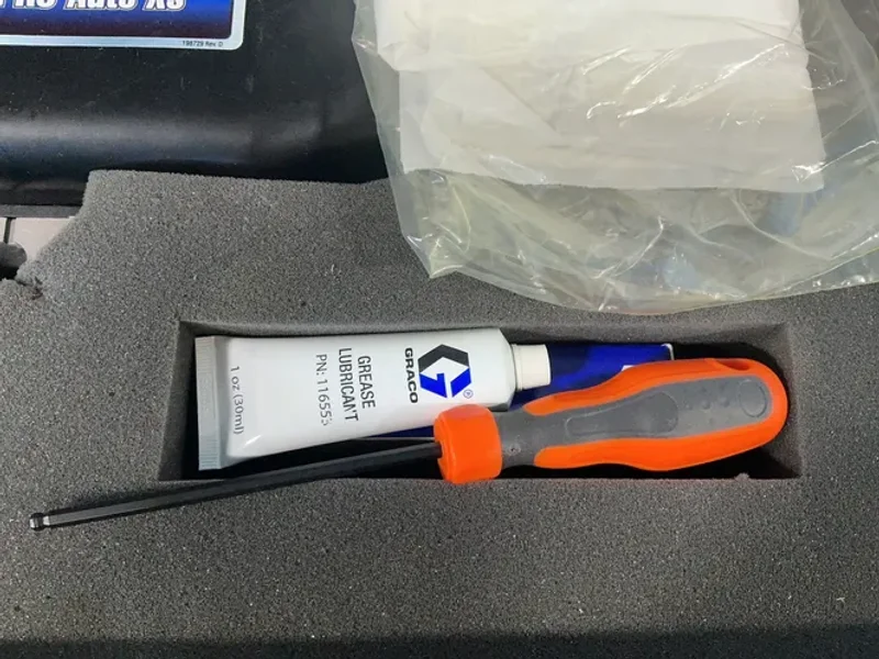 GRACO ELECTROSTATIC APPLICATORS   -  PRO AUTO XS