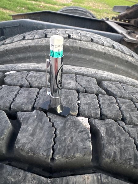 2020 Freightliner Cascadia 1FUJHHDV3LLLC1684