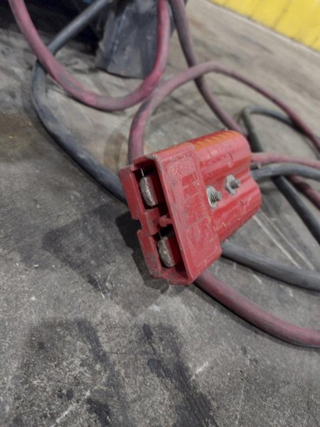 EXIDE WORKHOG GOLD MODEL #WG1-12-680 FORKLIFT BATTERY CHARGER: YOBRO #25431
