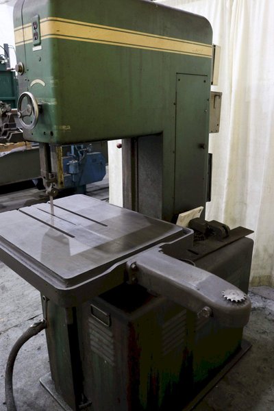 20" POWERMATIC VERTICAL BANDSAW: STOCK #73435