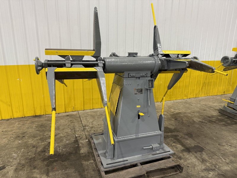 2500 LBS X 12&quot; COOPER WEYMOUTH DOUBLE END PULL-OFF COIL REEL UNCOILER: STOCK #22619