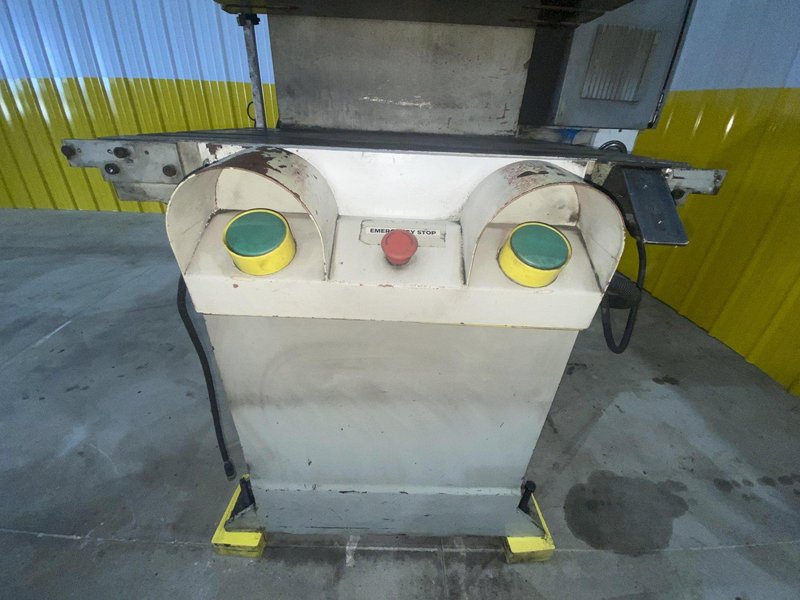 50 TON YIFANG MODEL #YC-50T HYDRAULIC C-FRAME PRESS, 15.75" STROKE: STOCK #20191