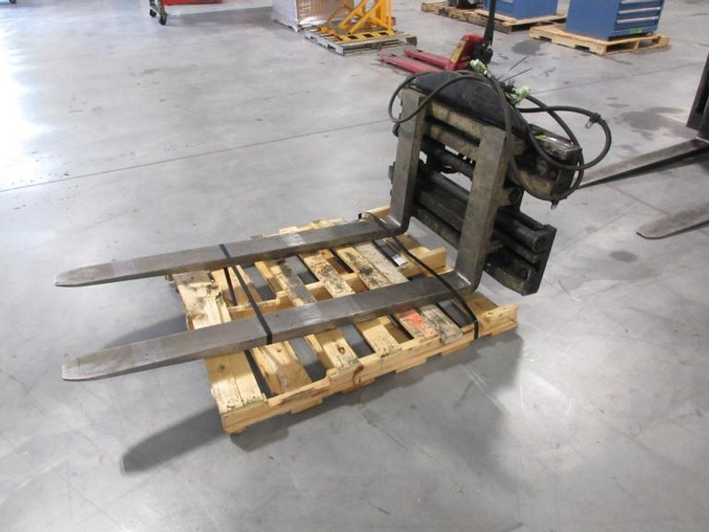 Long Reach | Allied Systems Company LFP Series Wide Opening Fork Positioners- Auction Item