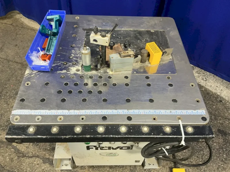 FRAVOL 2.7 KW, 36”X34” TABLE SEMI-AUTOMATIC CONTOUR EDGEBANDER  -  VSB