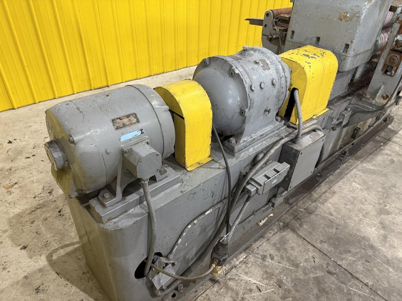 36” x 3&quot; YODER MODEL #M3 POWERED SLITTING HEAD: STOCK #22953
