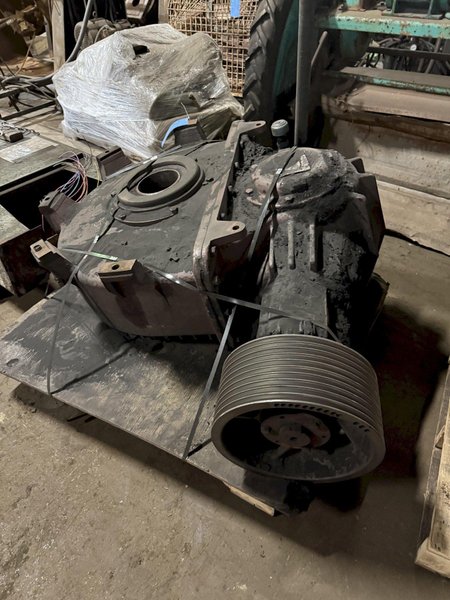 B and P model 85b speedmuller gearbox model61522 85b-hd s/n u-0663-76 chgp