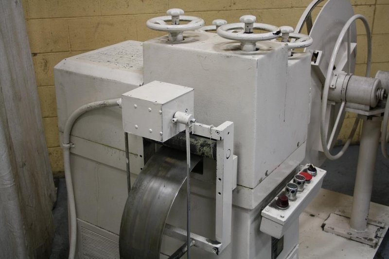 4.7' X 0.05 BRUDERER 19 ROLL STRAIGHTENER &amp; COIL REEL: STOCK #64789