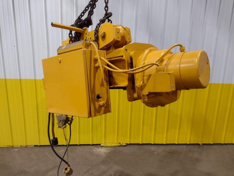 5 TON YALE MODEL #BE050X026L15S CABLE HOIST WITH POWER TROLLEY: STOCK #16590