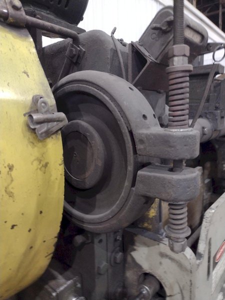 40 TON ROUSSELLE MODEL #4-B O.B.I. PRESS: YOBRO #25849