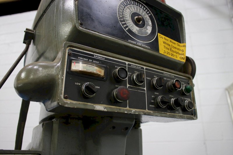 4 HP BRIDGEPORT SERIES II VERTICAL MILL: STOCK #75197