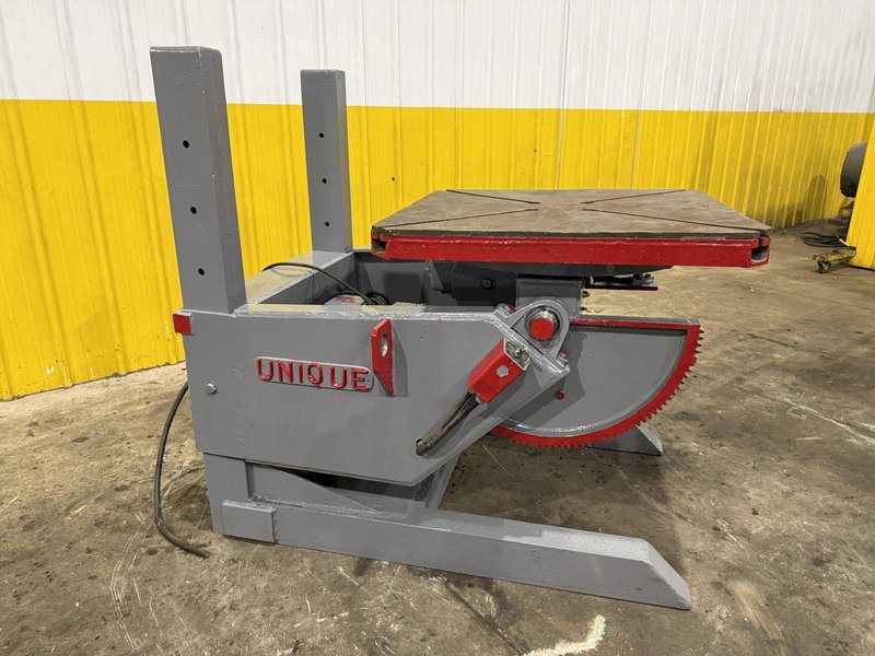 3,000 LBS READCO - UNIQUE MODEL #UPC-30-6 MC POWERED WELDING POSITIONER: YOBRO #25846