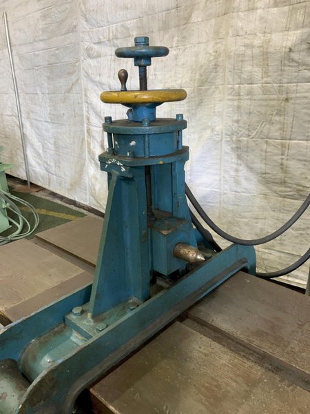 100 TON DANLY HYDRAULIC STRAIGHTENING PRESS: STOCK #80786