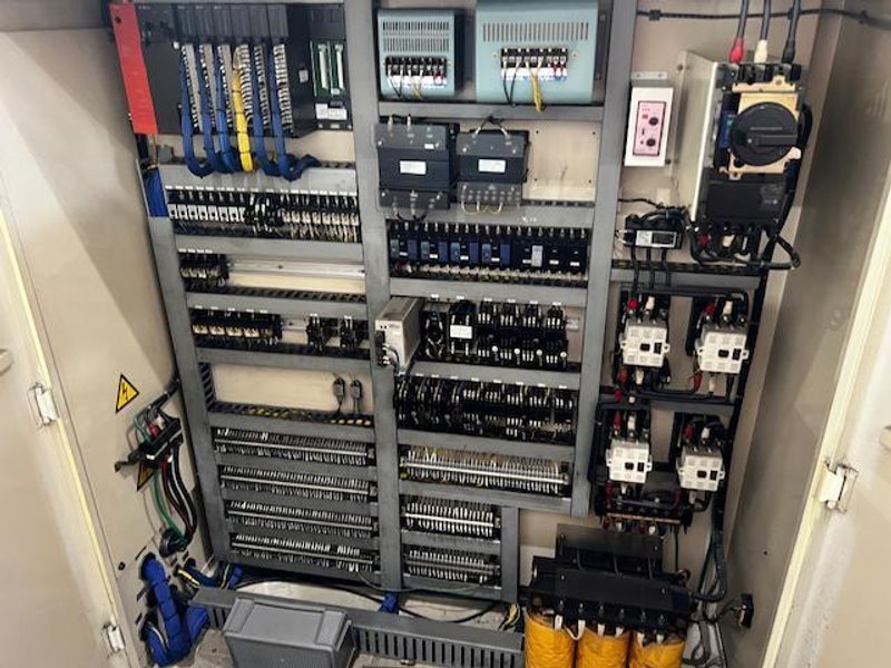 Asahi Okuma Model AOT-16B Two Die Two Blow Heading Machine
