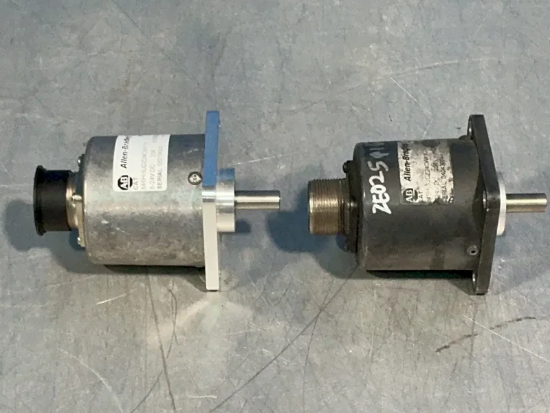 ALLEN-BRADLEY INCREMENTAL ENCODERS  -  845H-SJDZ24CWY1C