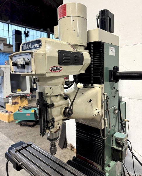 SWI TRAK CNC Vertical Mill DPME2, 3-Axis, Bed Type, Edge 3 Control, 2004