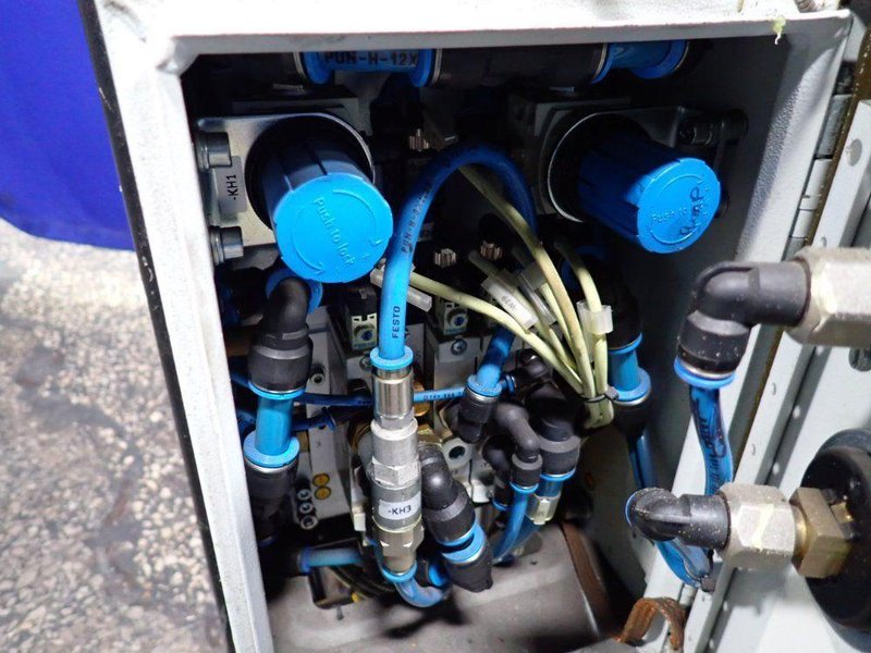 8 BAR ADHESIVE DISPENSING SYSTEM