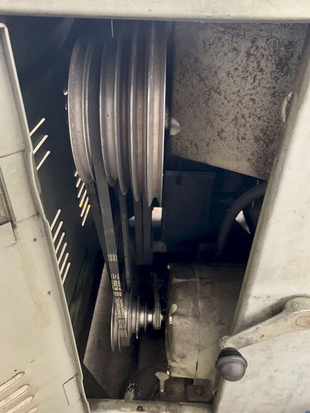 18" GROB NS18 VERTICAL BANDSAW. STOCK # 0683824.