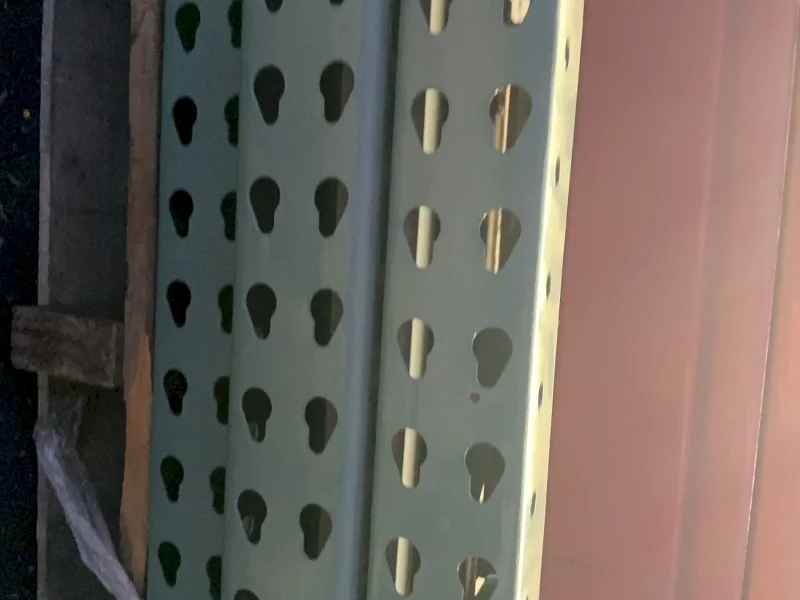 HUSKY 42" x 216" PALLET RACKING  -  TEAR DROP