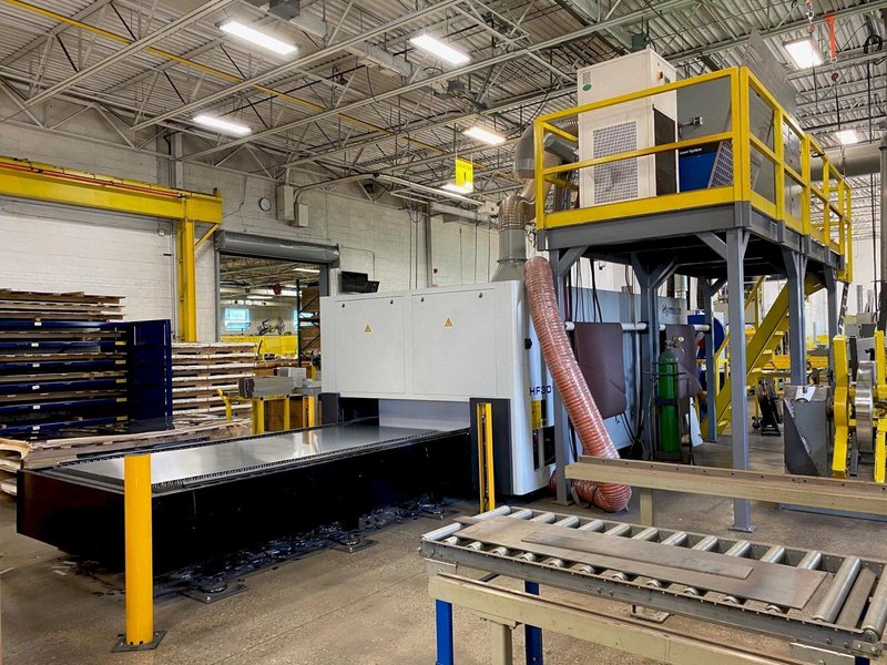 USED HYMSON 5&#039; X 10&#039; 3,000 WATT FIBER OPTIC LASER MODEL HF3015B, Stock# 11011, Year: 2018