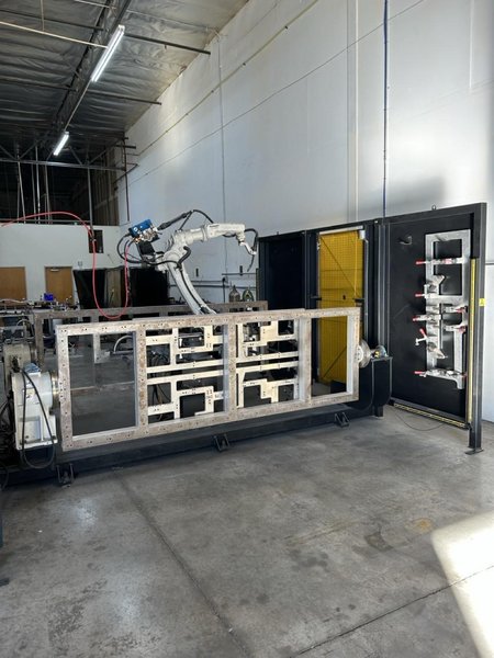 Miller PerformArc 1100SS Robotic Welder, 2019