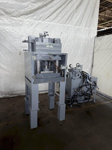 300 TON M&amp;N 4-POST HYDRAULIC HOBBING PRESS. STOCK # 1224124.