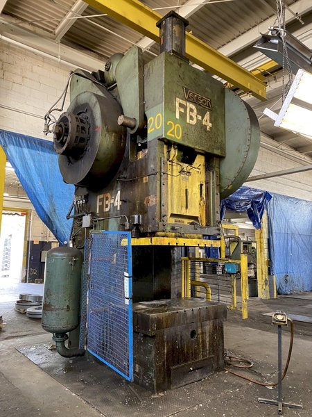 400 TON VERSON 400 GAP FRAME PUNCH PRESS.STOCK #0631222