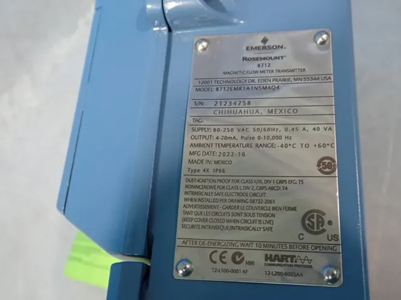 EMERSON ROSEMOUNT 8712 MAGNETIC FLOW METER TRANSMITTER   -  8712EMR1A1N5M4Q4