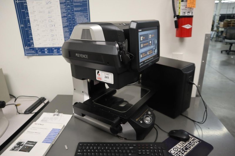 Keyence IM-7030T Instant Measurment System, Optical 3-D Measurment - New 2017- Auction Item