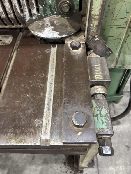 10&#039; x 1/4&quot; CINCINNATI MODEL #2H10 HYDRAULIC POWER SHEAR: STOCK #22535