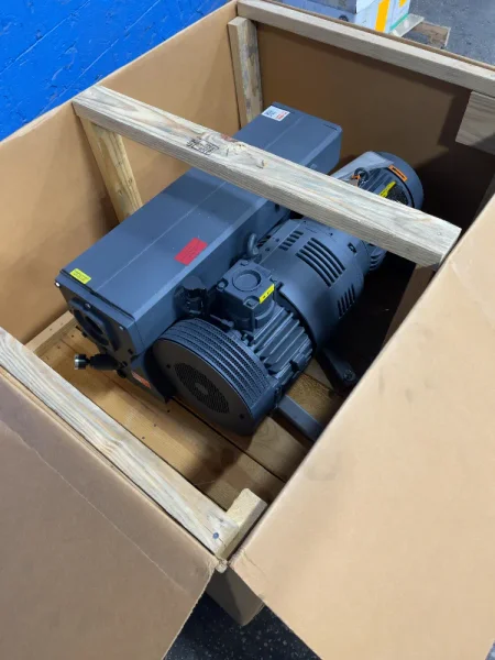 BUSCH 7.5 HP R5 RA0165.D VACUUM PUMP  -  RA0165.D506.CBXG