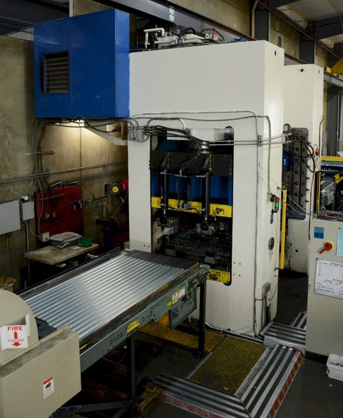 1500 TON MACRODYNE HYDRAULIC PUNCH PRESS: STOCK 70947