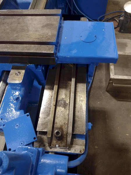 25&quot; x 120&quot; TOS MODEL #SN63B GAP BED ENGINE LATHE W/ 3&quot; HOLE: STOCK 13650