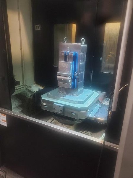 Averex HS-630I CNC Horizontal Machining Center, New 2014, Fanuc 31i, 1-Degree Index, 10,000 RPM, 2-Pallets: 24.8" x 24.8", 50 Big Plus Taper, 60 Tools, Coolant Thru, 50/60 HP